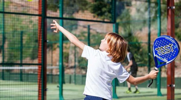 Aula Viajera: Encuentra campamentos Pádel