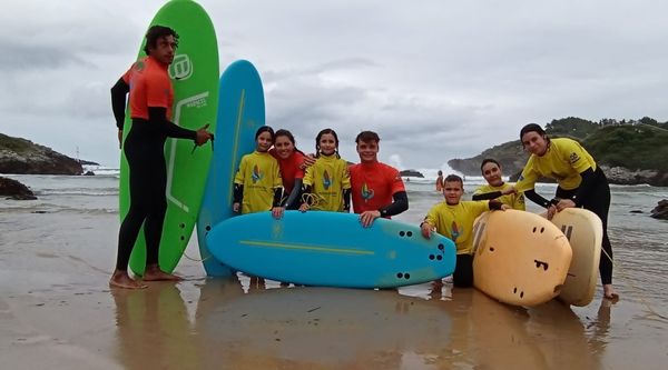 Foto de los mejores campamentos Surf en Aula Viajera
