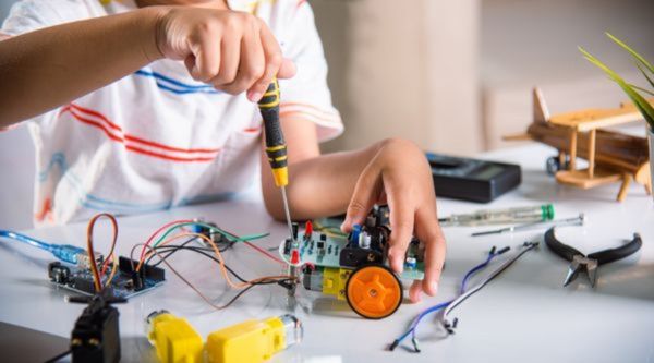 Top selección de campamentos Tecnológicos en Aula Viajera