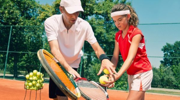 Listado de campamentos Tenis en Aula Viajera